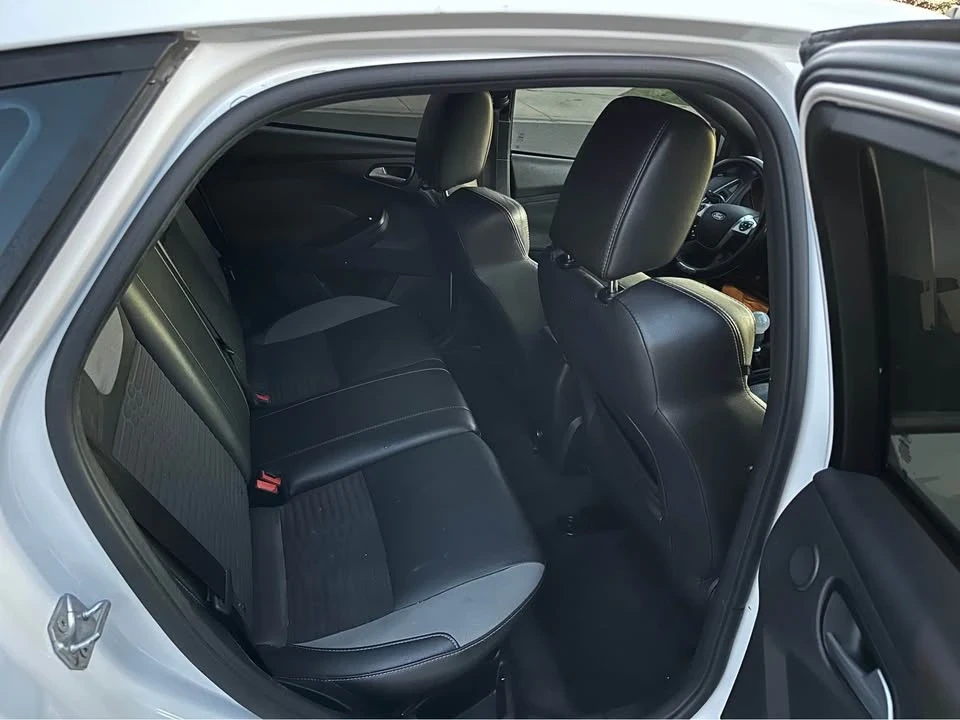 2015 Ford Focus 3rd Gen - Image 9 of 12