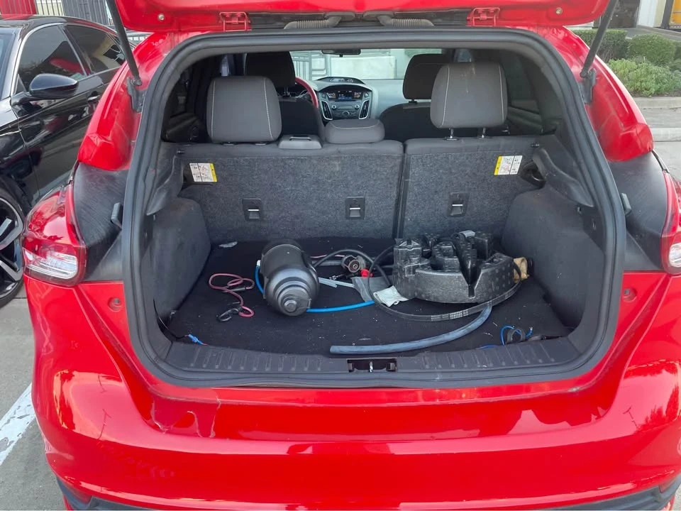 2015 Ford Focus 3rd Gen - Image 10 of 12