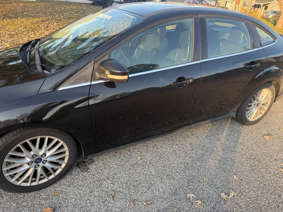 2015 Ford Focus 3rd Gen - Image 6 of 10