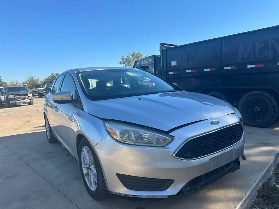 2015 Ford Focus 3rd Gen - Image 2 of 7