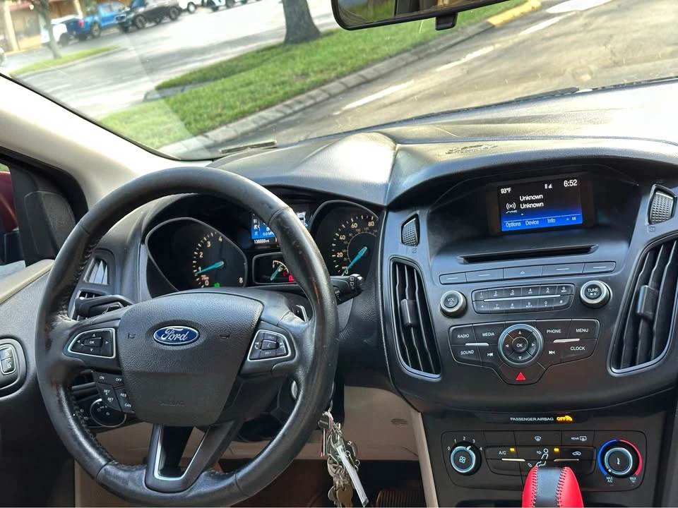 2015 Ford Focus 3rd Gen - Image 3 of 16