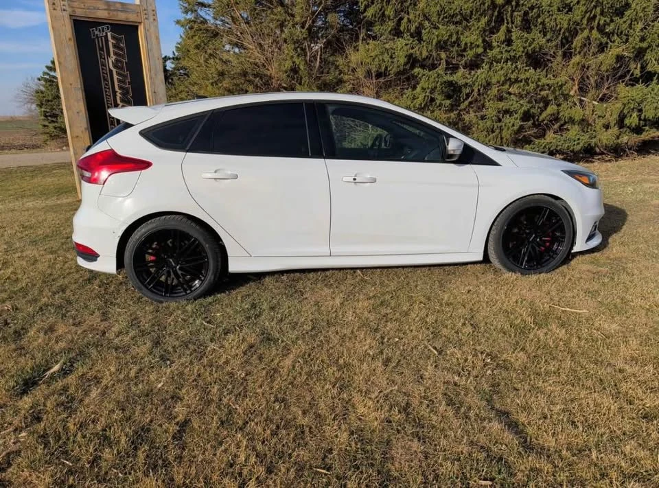 2015 Ford Focus ST 3rd Gen - Image 3 of 18