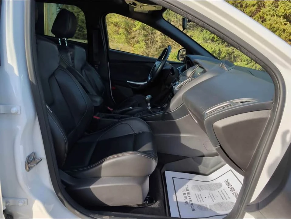 2015 Ford Focus ST 3rd Gen - Image 9 of 18