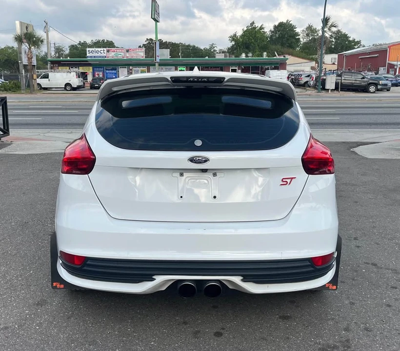 2015 Ford Focus ST 3rd Gen - Image 5 of 13