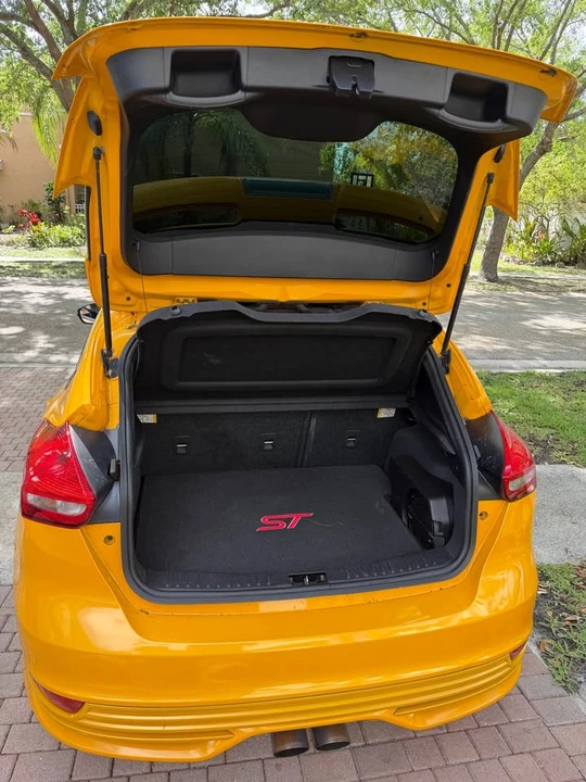 2015 Ford Focus ST 3rd Gen - Image 9 of 12