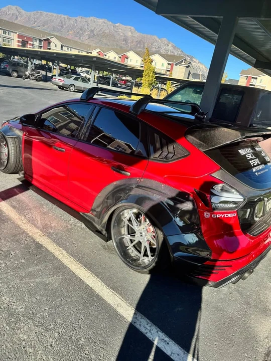 2015 Ford Focus 3rd Gen - Image 2 of 9