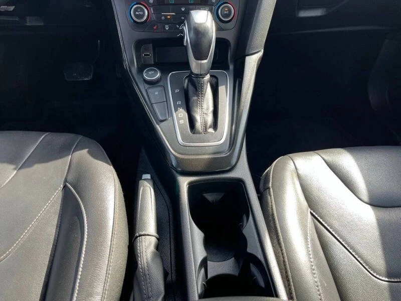 2015 Ford Focus 3rd Gen - Image 9 of 14