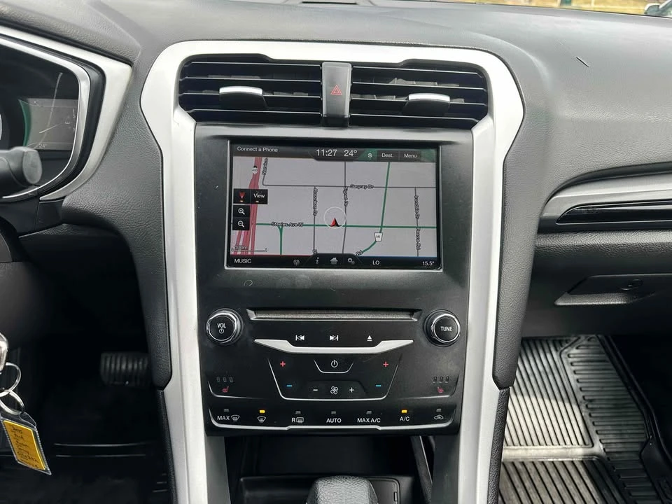 2015 Ford Fusion 2nd Gen - Image 14 of 15