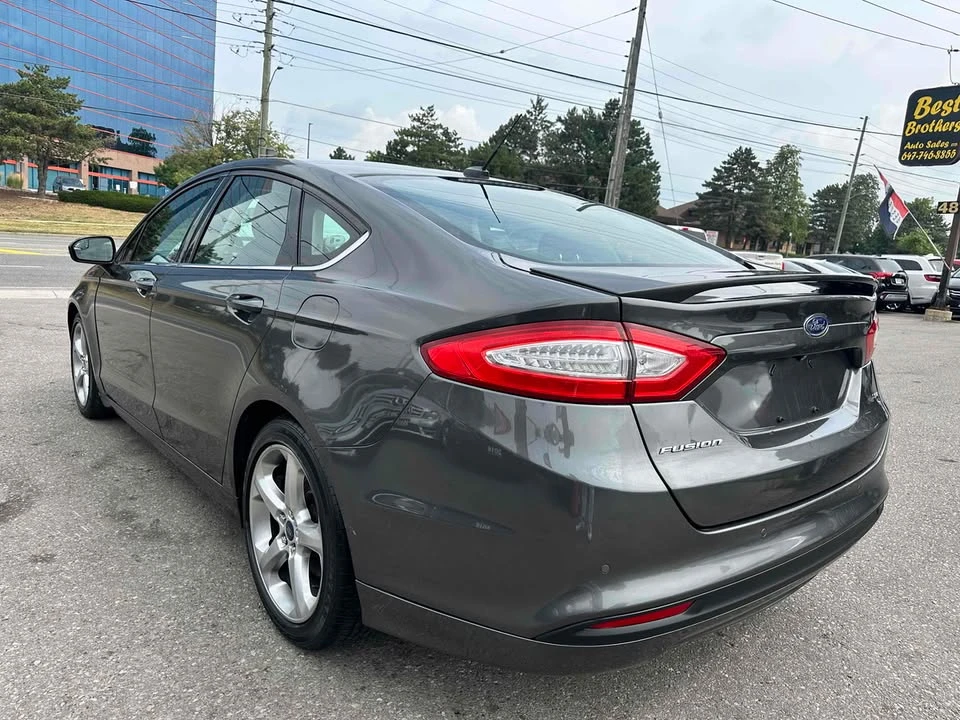2015 Ford Fusion 2nd Gen - Image 2 of 15