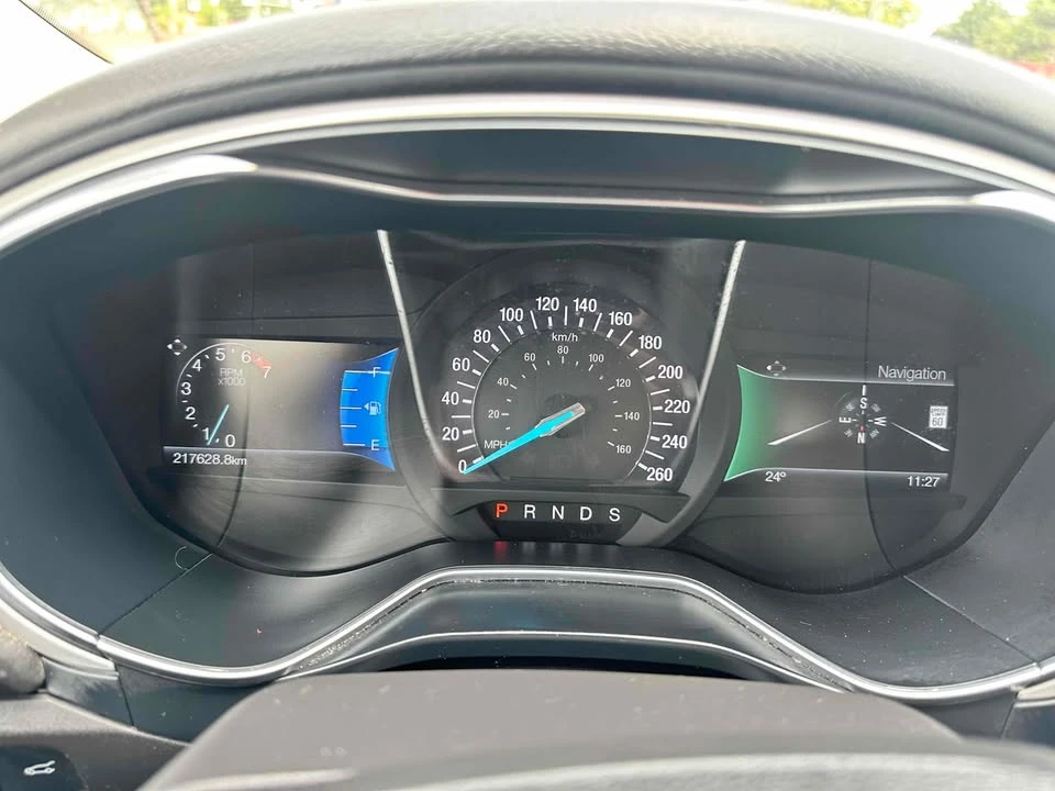2015 Ford Fusion 2nd Gen - Image 12 of 15