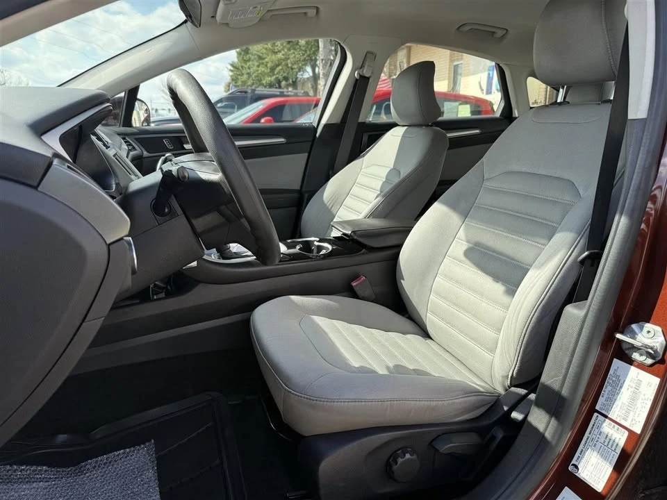 2015 Ford Fusion 2nd Gen - Image 9 of 19