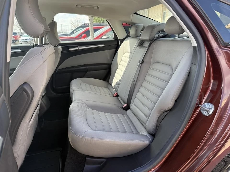 2015 Ford Fusion 2nd Gen - Image 10 of 19