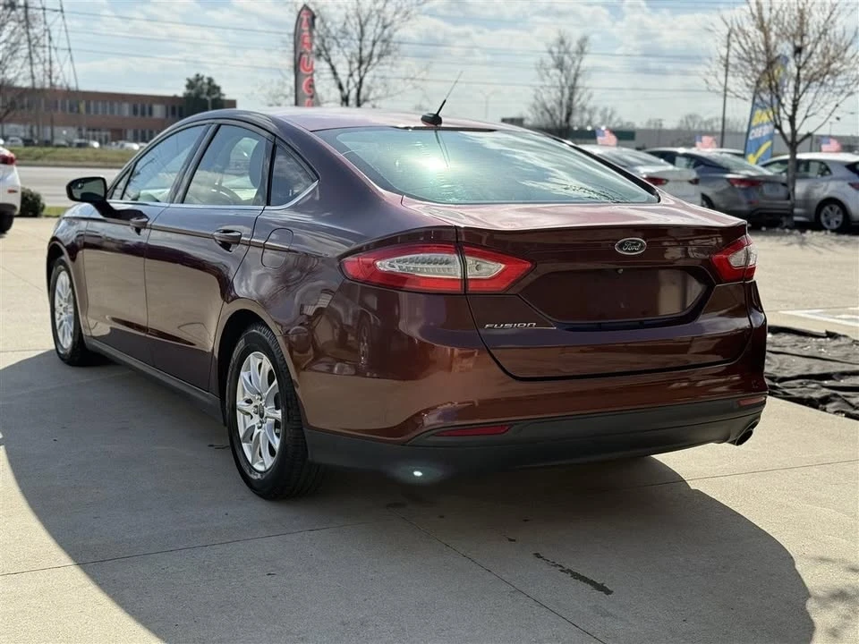 2015 Ford Fusion 2nd Gen - Image 5 of 19