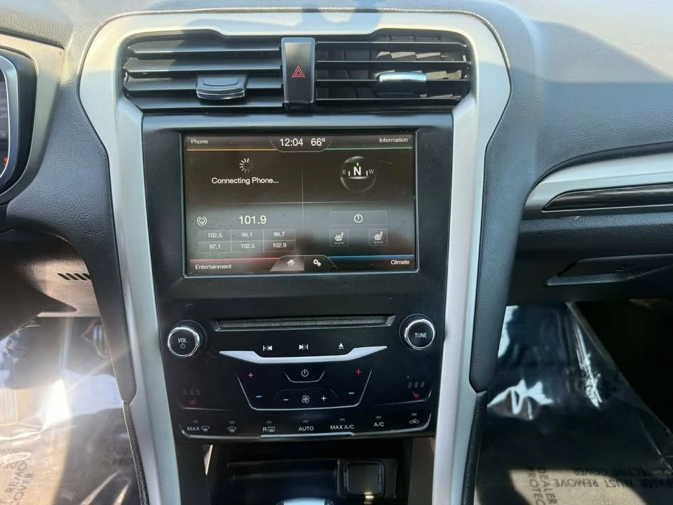 2015 Ford Fusion 2nd Gen - Image 15 of 16