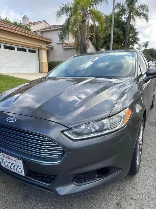 2015 Ford Fusion 2nd Gen - Image 4 of 9