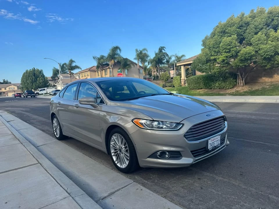 2015 Ford Fusion 2nd Gen - Image 3 of 10