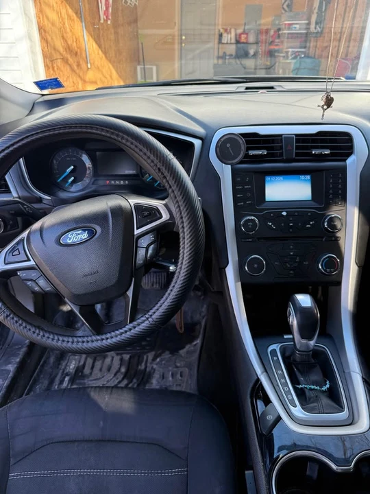 2015 Ford Fusion 2nd Gen - Image 6 of 9