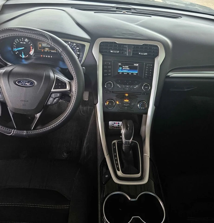 2015 Ford Fusion 2nd Gen - Image 19 of 20