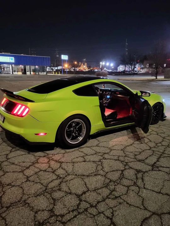 2015 Ford GT - Image 5 of 18