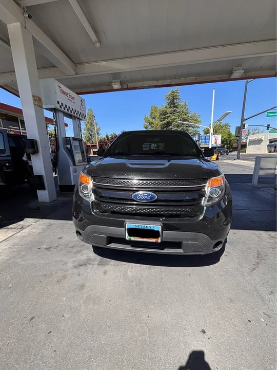 2015 Ford Taurus 6th Gen - Image 5 of 8