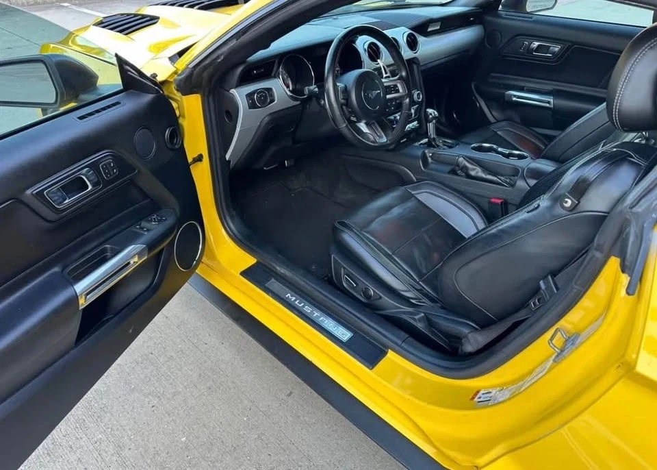 2015 Ford S550 Mustang - Image 11 of 14