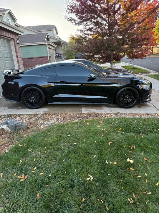 2015 Ford S550 Mustang - Image 2 of 12