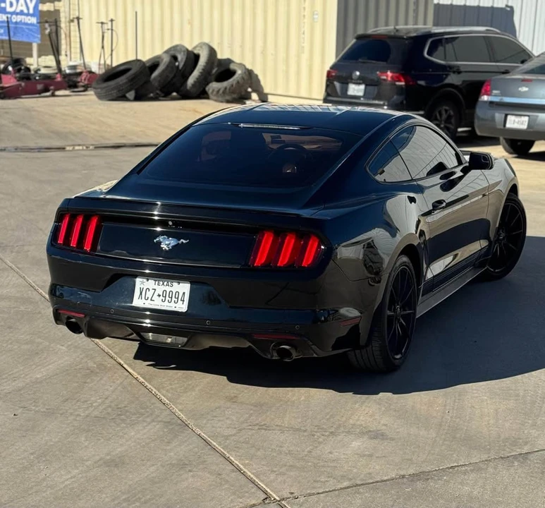 2015 Ford S550 Mustang - Image 2 of 7