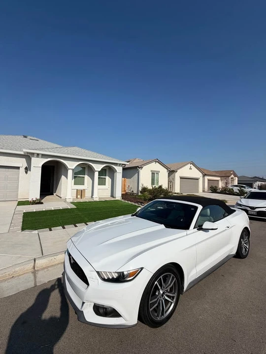 2015 Ford S550 Mustang - Image 2 of 15