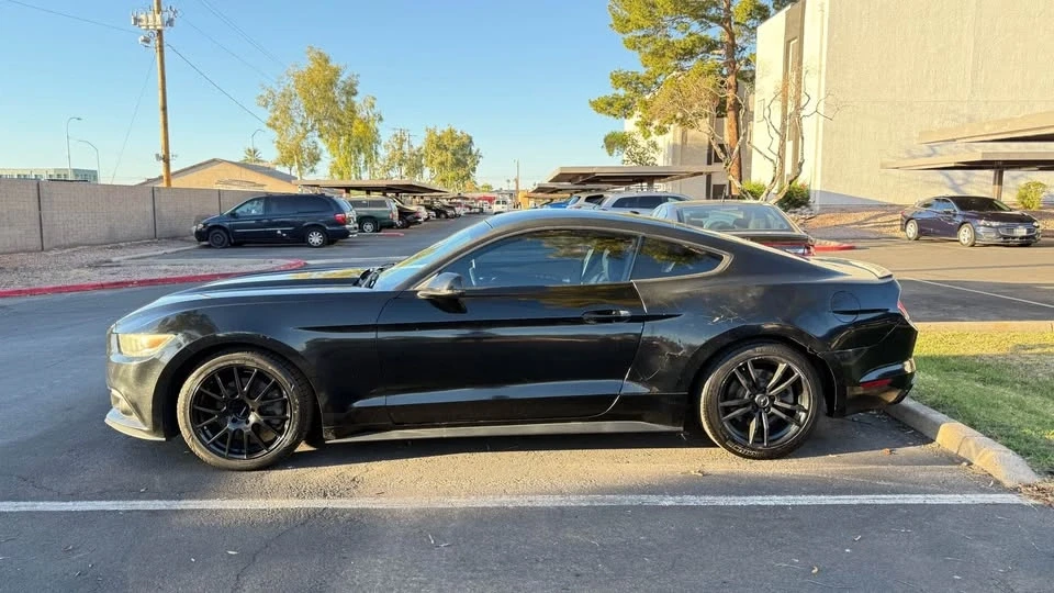 2015 Ford S550 Mustang - Image 11 of 18