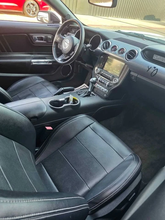 2015 Ford S550 Mustang - Image 2 of 18