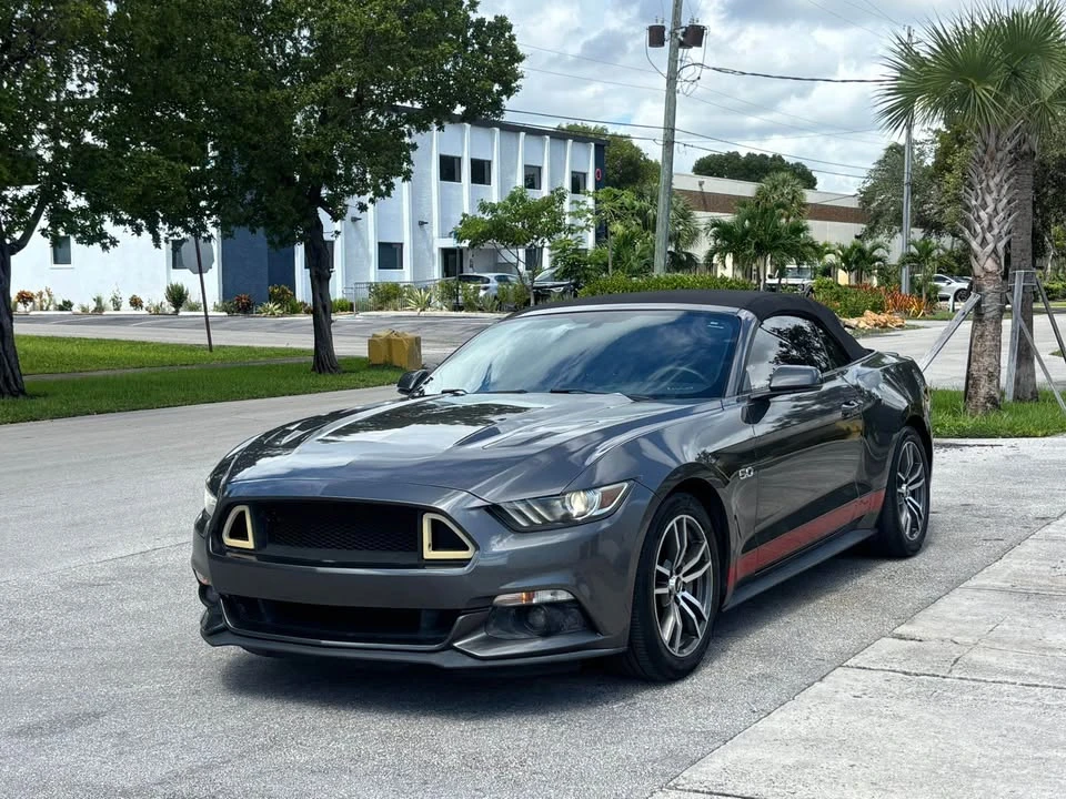 2015 Ford S550 Mustang - Image 2 of 17