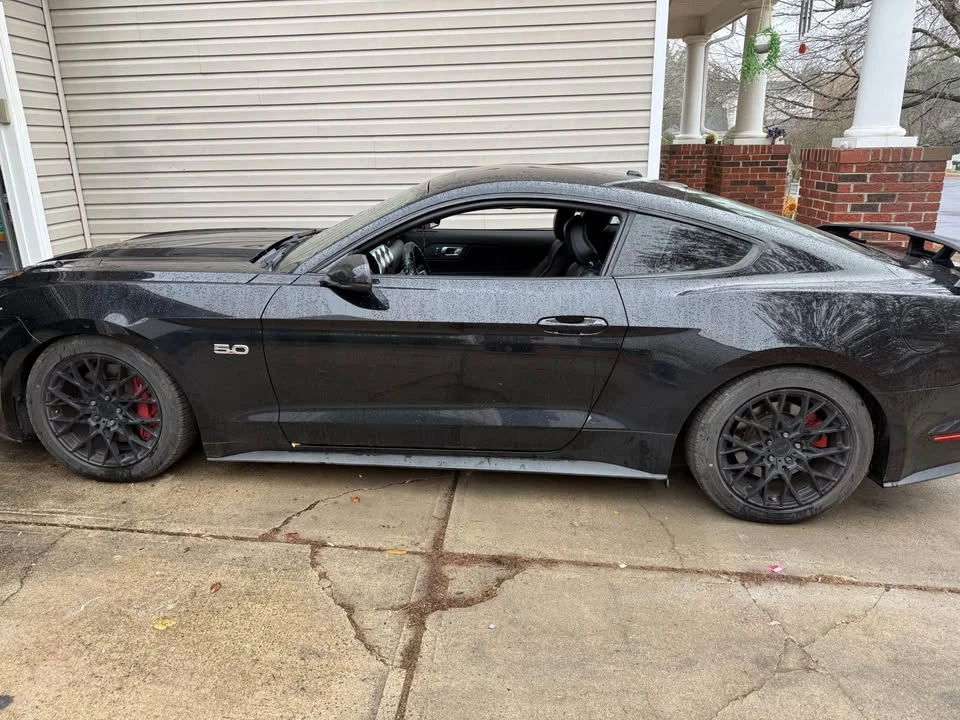 2015 Ford S550 Mustang - Image 2 of 9