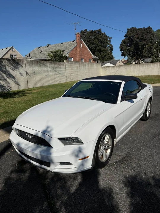 2015 Ford S550 Mustang - Image 2 of 8