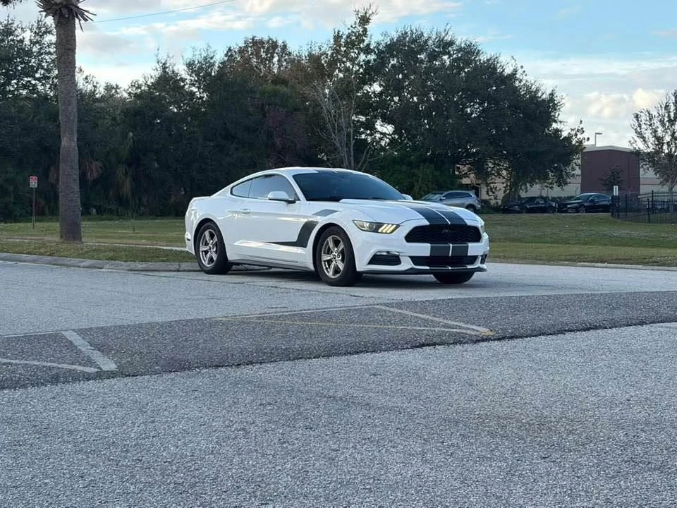 2015 Ford S550 Mustang - Image 2 of 18