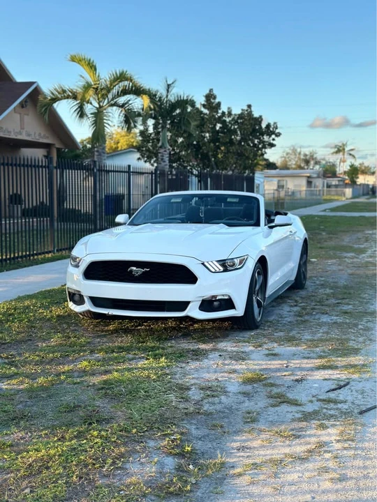 2015 Ford S550 Mustang - Image 2 of 7