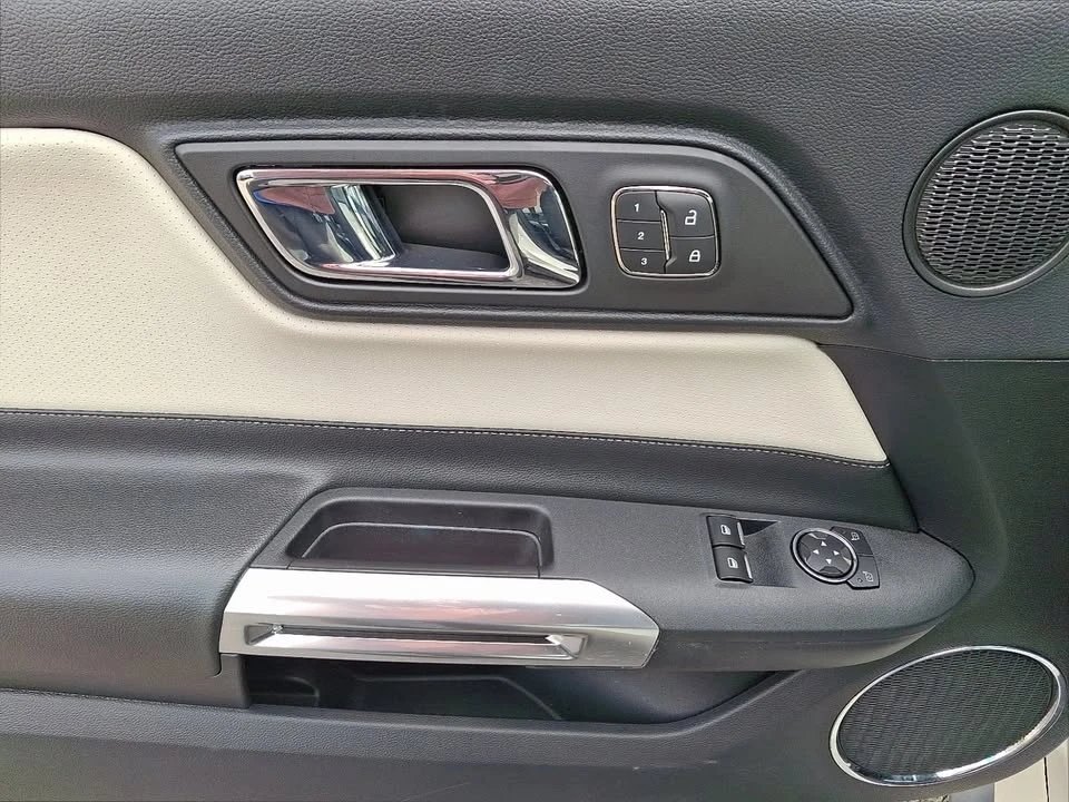 2015 Ford S550 Mustang - Image 12 of 20