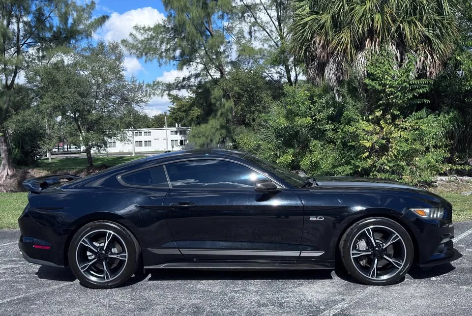 2015 Ford S550 Mustang - Image 4 of 10