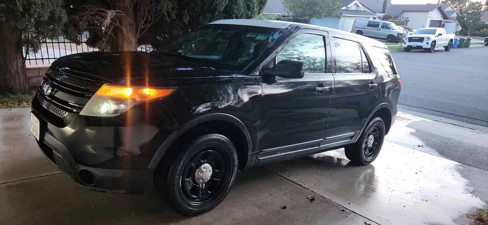 2015 Ford Explorer 5th Gen - Image 2 of 17