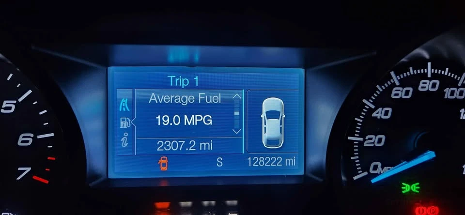 2015 Ford Explorer 5th Gen - Image 9 of 17