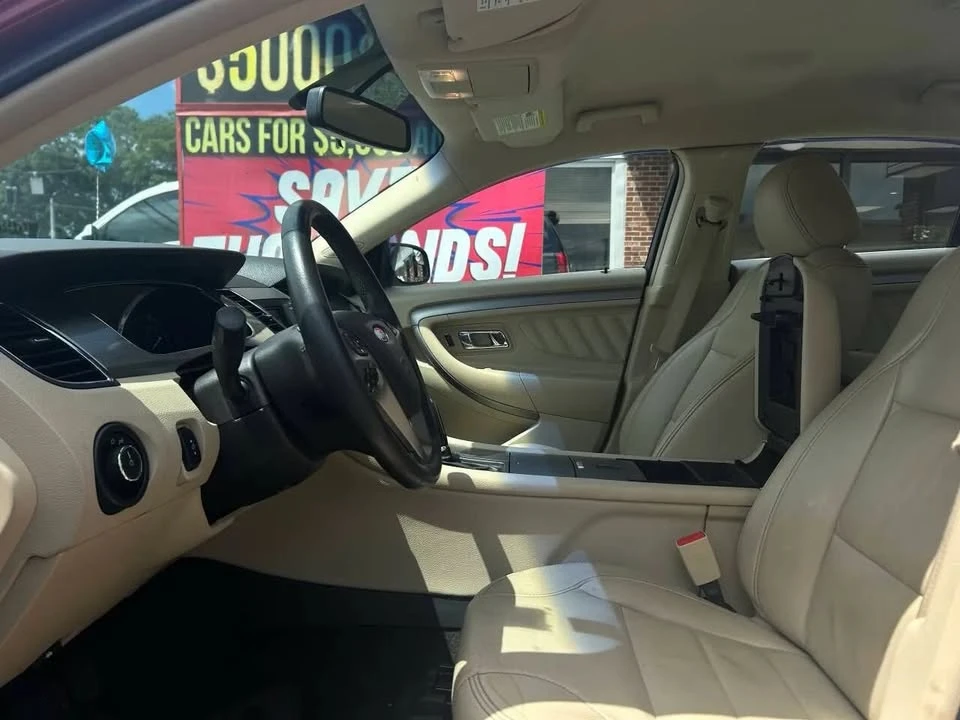 2015 Ford Taurus 6th Gen - Image 16 of 17