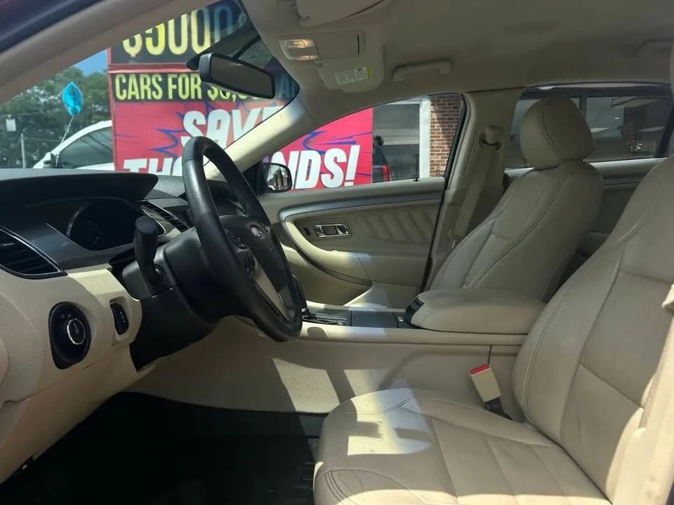 2015 Ford Taurus 6th Gen - Image 7 of 17