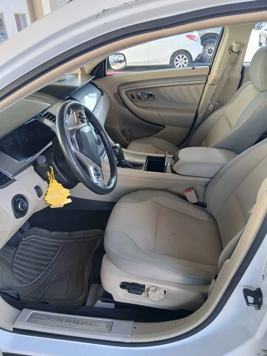 2015 Ford Taurus 6th Gen - Image 9 of 15