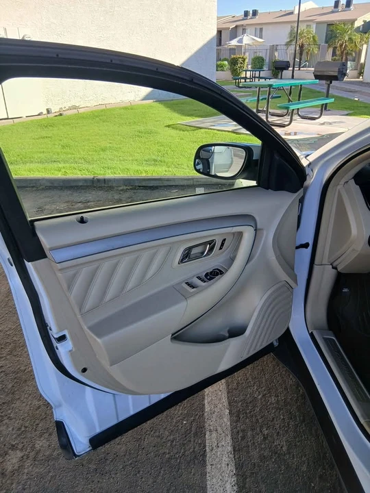 2015 Ford Taurus 6th Gen - Image 7 of 15