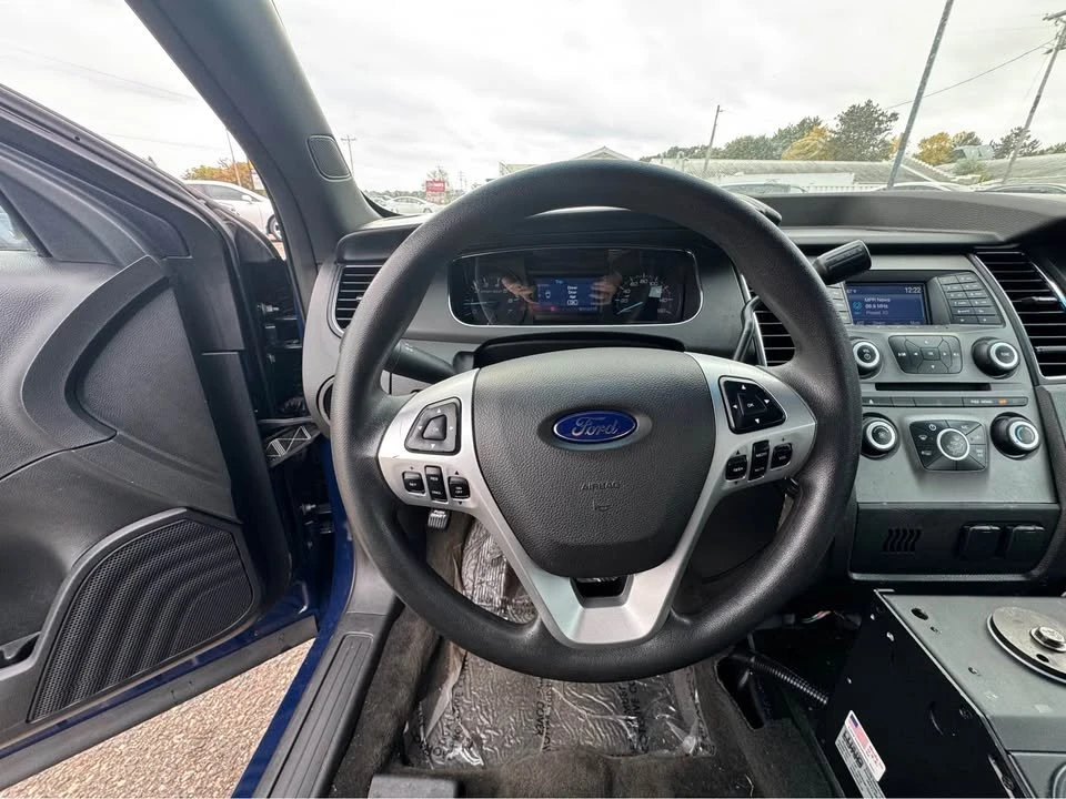 2015 Ford Taurus 6th Gen - Image 11 of 20