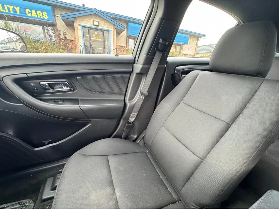 2015 Ford Taurus 6th Gen - Image 19 of 20
