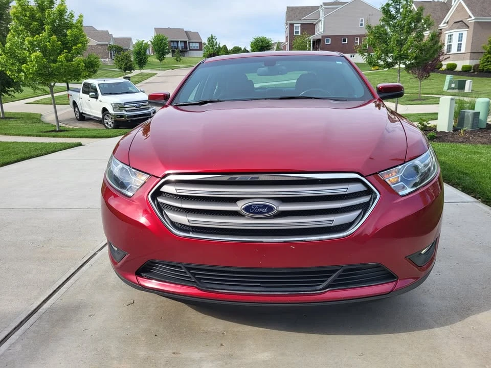 2015 Ford Taurus 6th Gen - Image 5 of 12