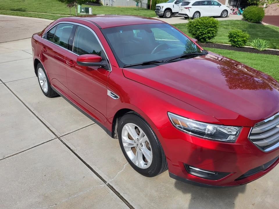 2015 Ford Taurus 6th Gen - Image 8 of 12