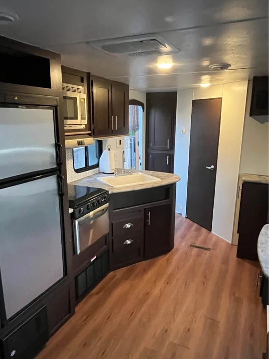 2015 Forest River - Image 10 of 17