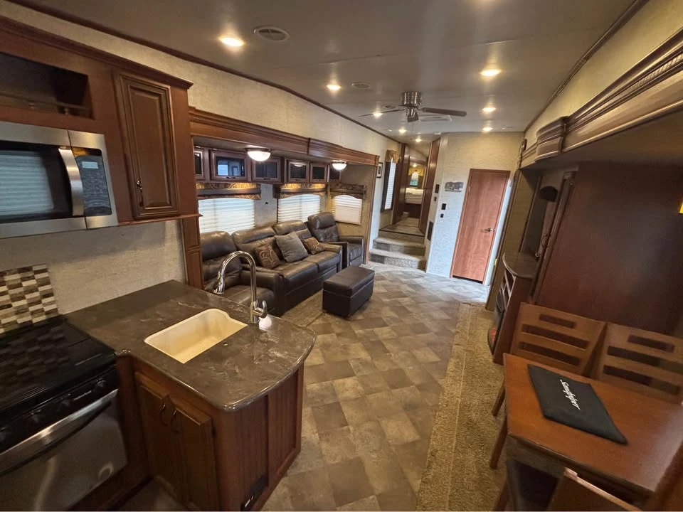 2015 Forest River - Image 16 of 16