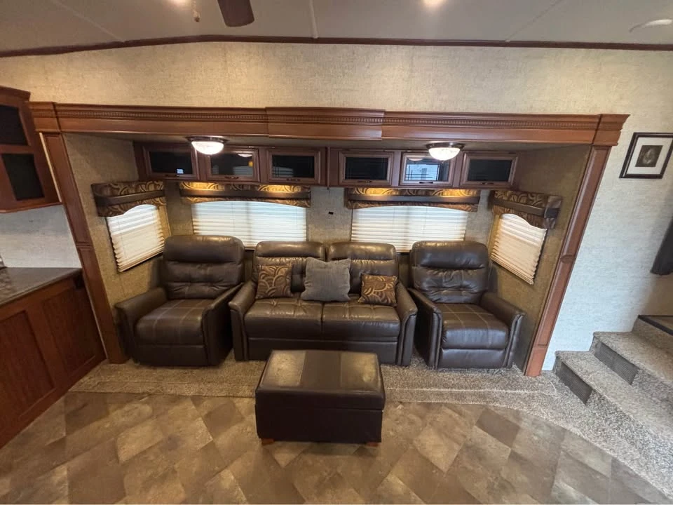 2015 Forest River - Image 12 of 16